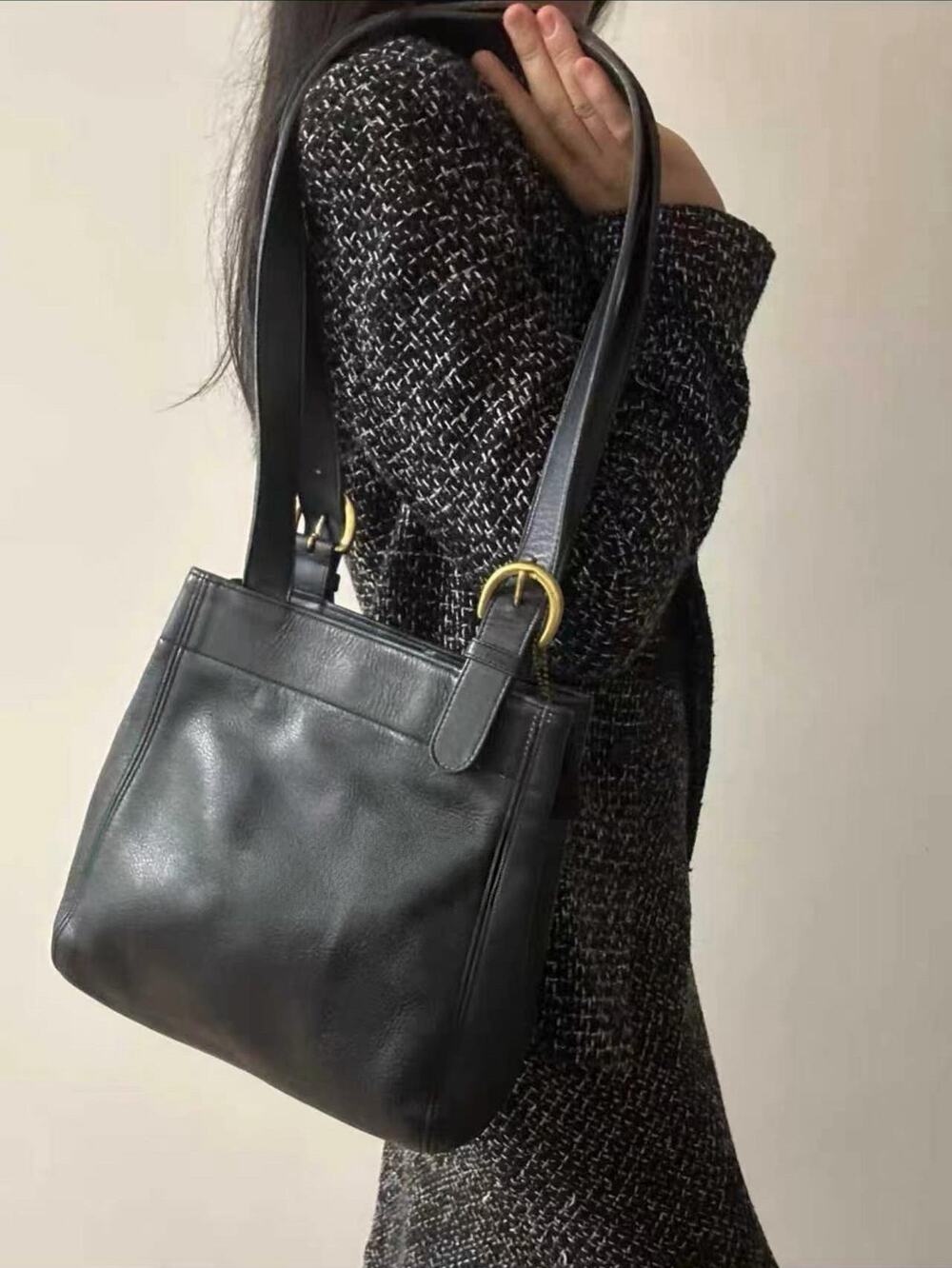 Coach Vintage Black Leather Soho Buckle Shoulder Bag 4157